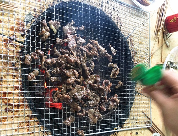 铁网牛肉.jpg